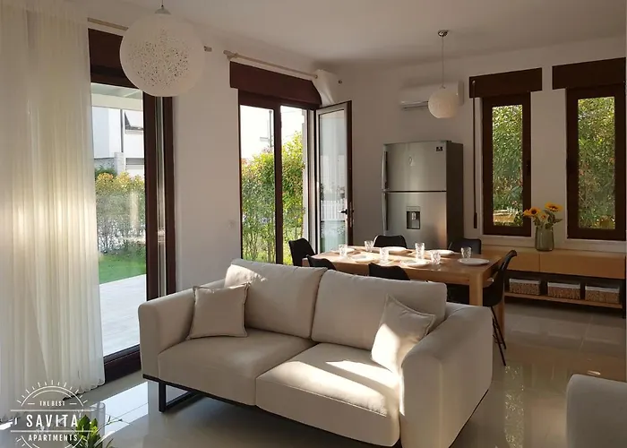 Villa Gjiri I Lalzit - Savita - Perla Durrës