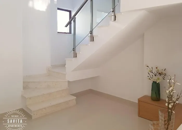 Gjiri I Lalzit - Savita - Perla