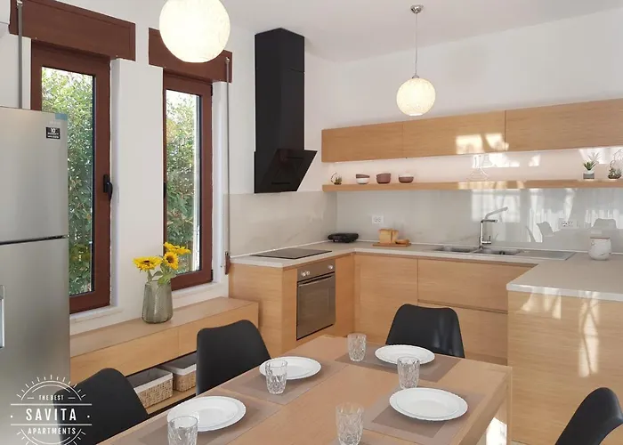 Villa Gjiri I Lalzit - Savita - Perla *