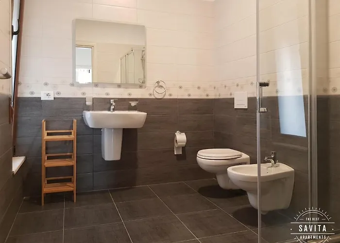 Gjiri I Lalzit - Savita - Perla *